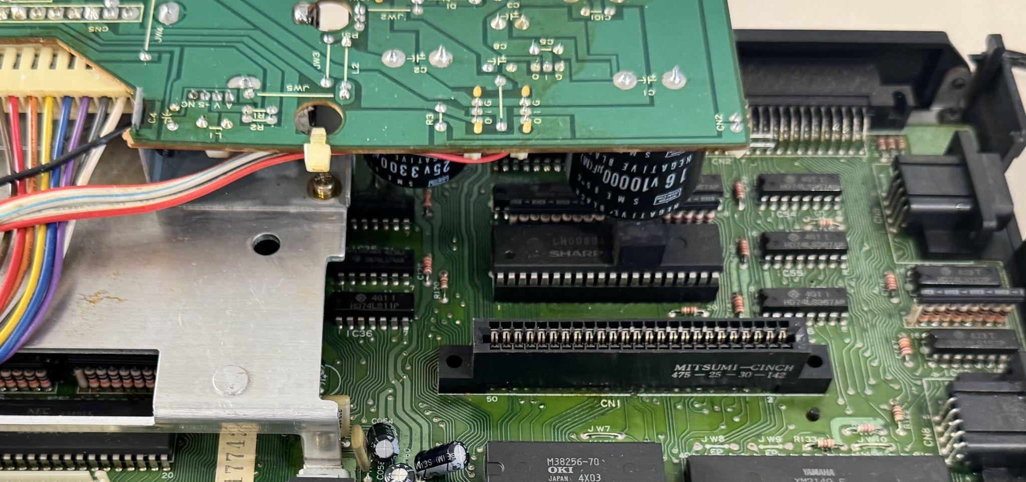Conexión cable HDMI plano